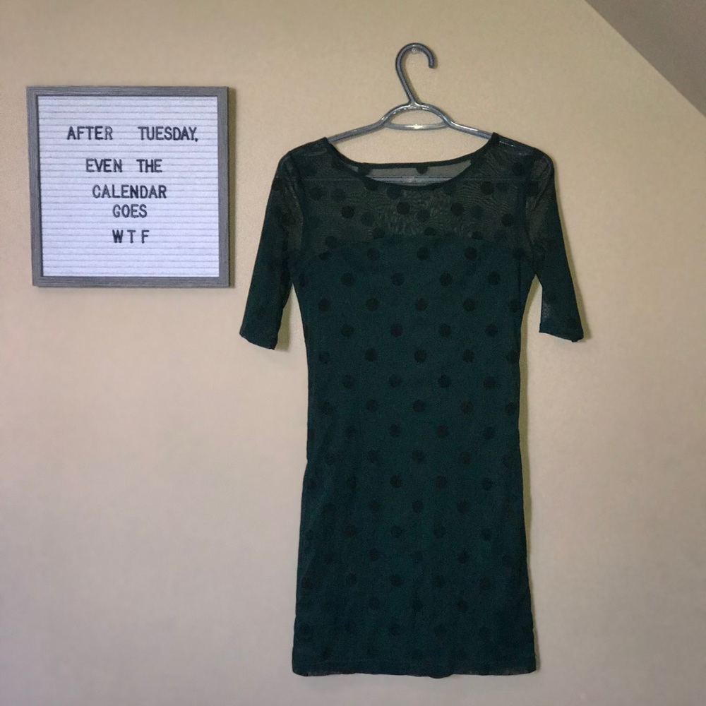 Dynamite dress - Picture 2 of 2